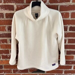 Gap cream color fleece tunic